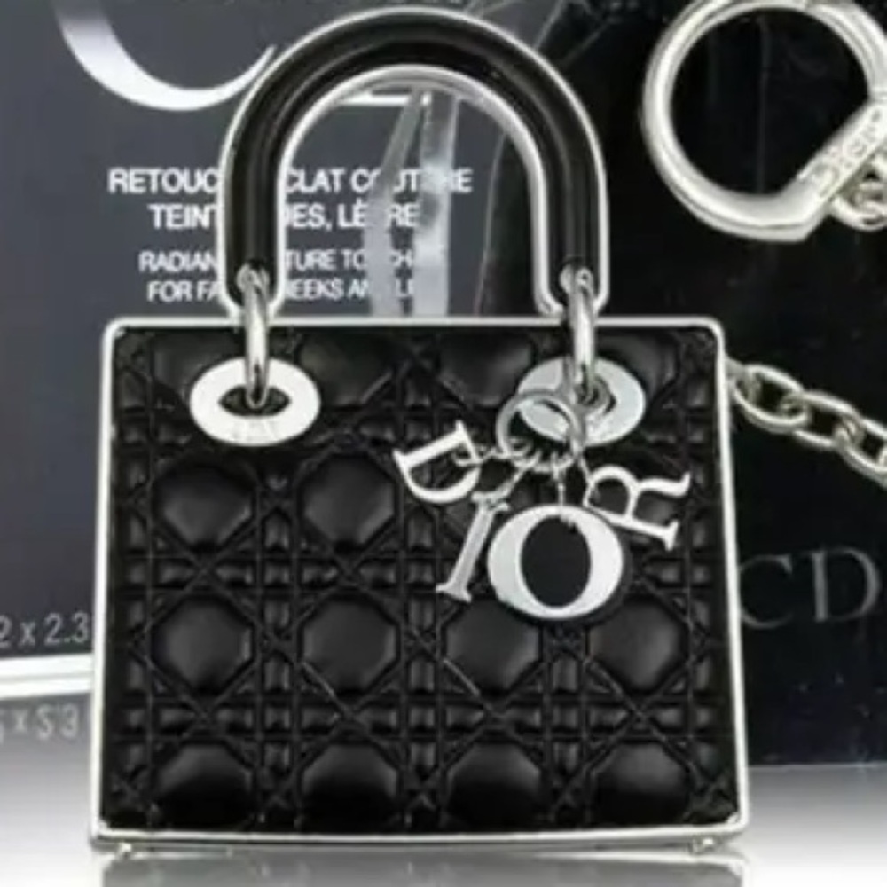 DIOR Lady Dior 003 French Chic Lip Cheek color Bag Charm Keychain - Picture 8 of 8